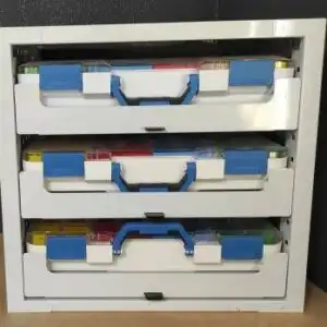 BLOC 3 TIROIRS AVEC MALLETTES EN PLASTIQUE